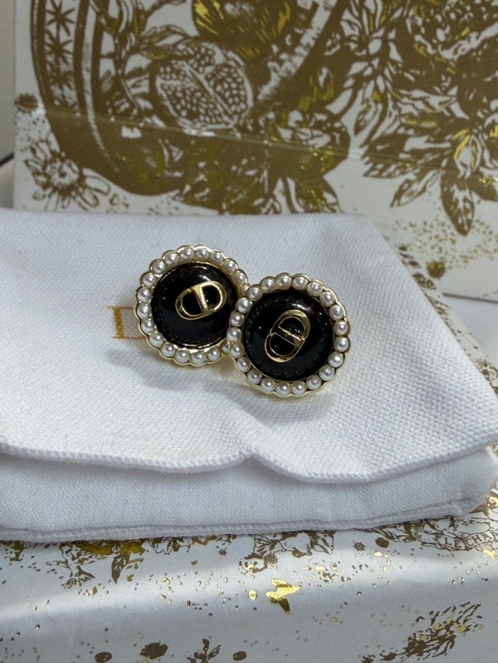 Dior Black and Gold Pearl-Trim Button Earrings - Picture 3 of 5